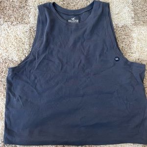 Never worn, no tags cropped tank XXL